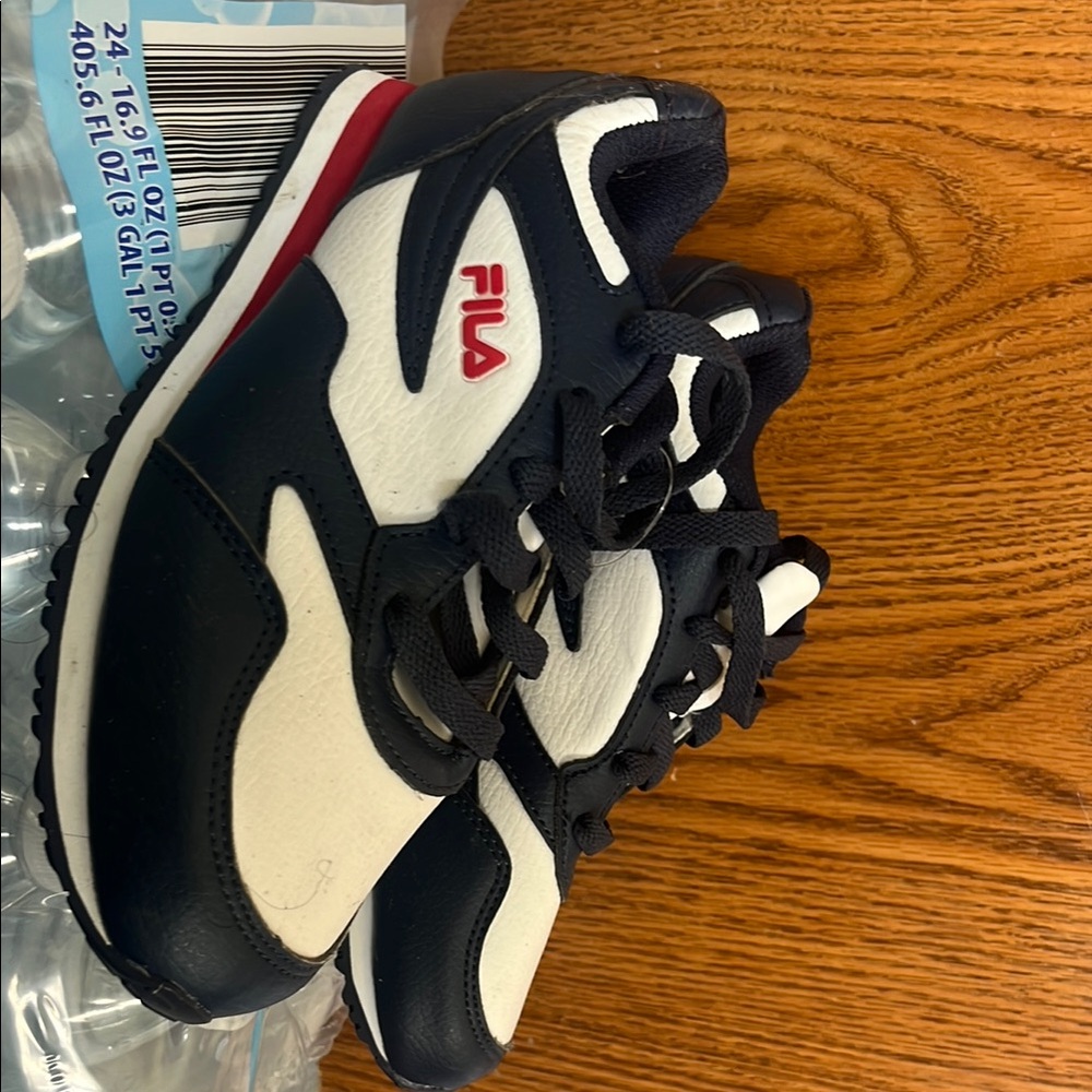 Fila Navy and White Retro Sneakers